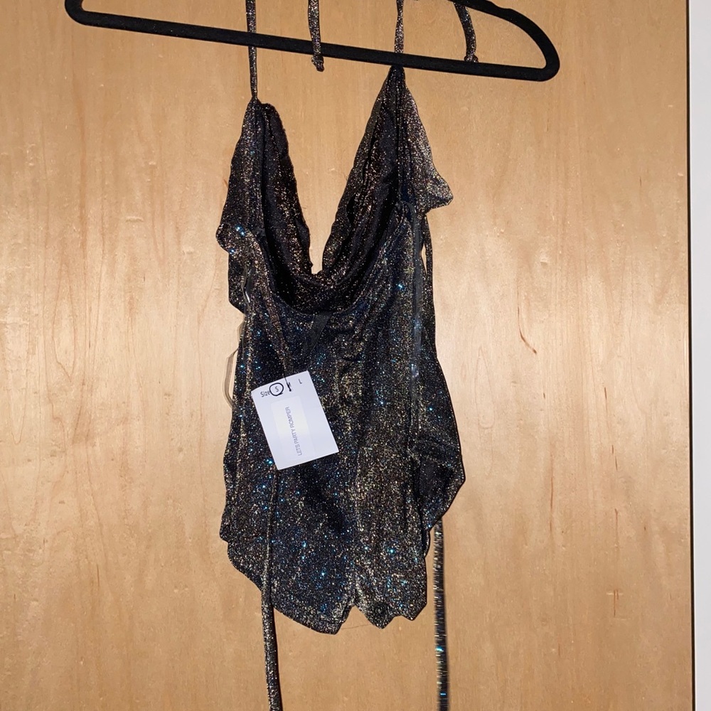 Sparkly romper - Picture 2 of 4